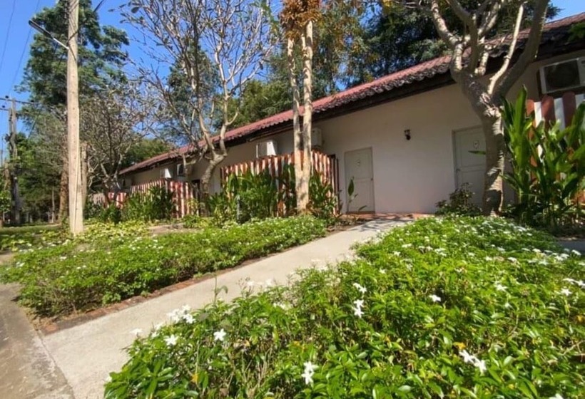 디럭스 룸, Comsaed River Kwai Resort