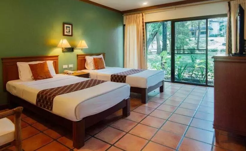 اتاق لوکس, Comsaed River Kwai Resort