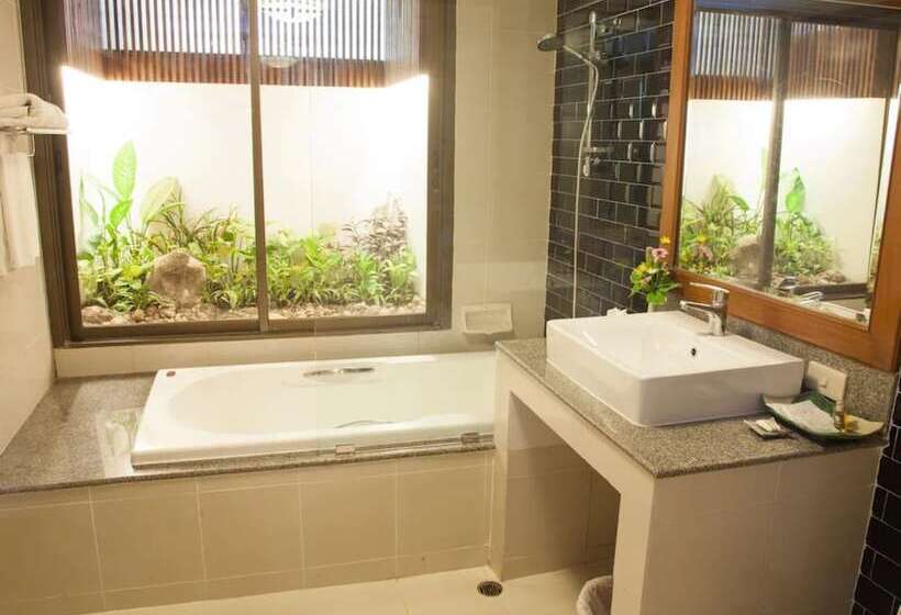 디럭스 룸, Comsaed River Kwai Resort