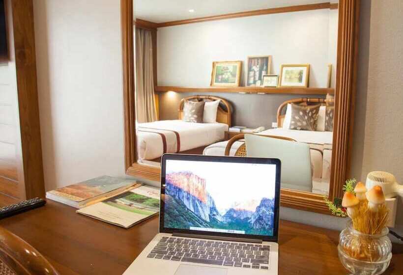 디럭스 룸, Comsaed River Kwai Resort