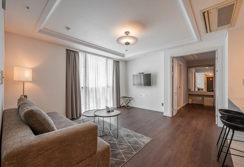 جناح, Haeundae Centum