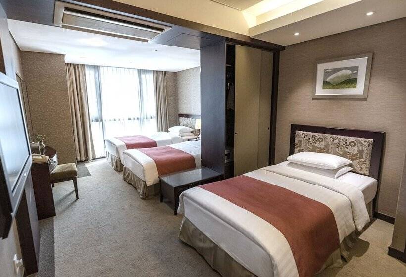 غرفة قياسية ثلاثية, Haeundae Centum