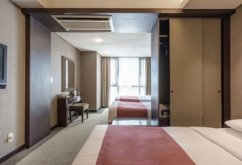 غرفة قياسية ثلاثية, Haeundae Centum