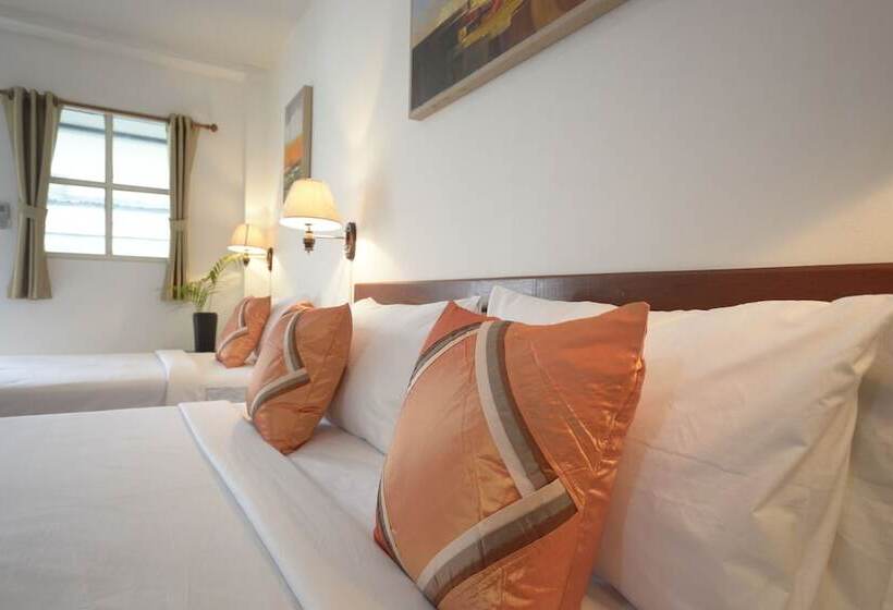 家庭间, Irest Ao Nang Seafront