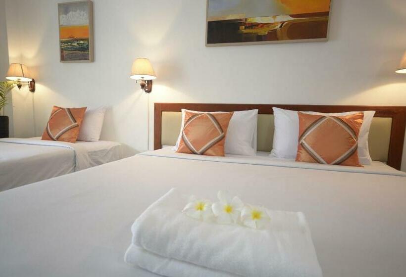 家庭间, Irest Ao Nang Seafront