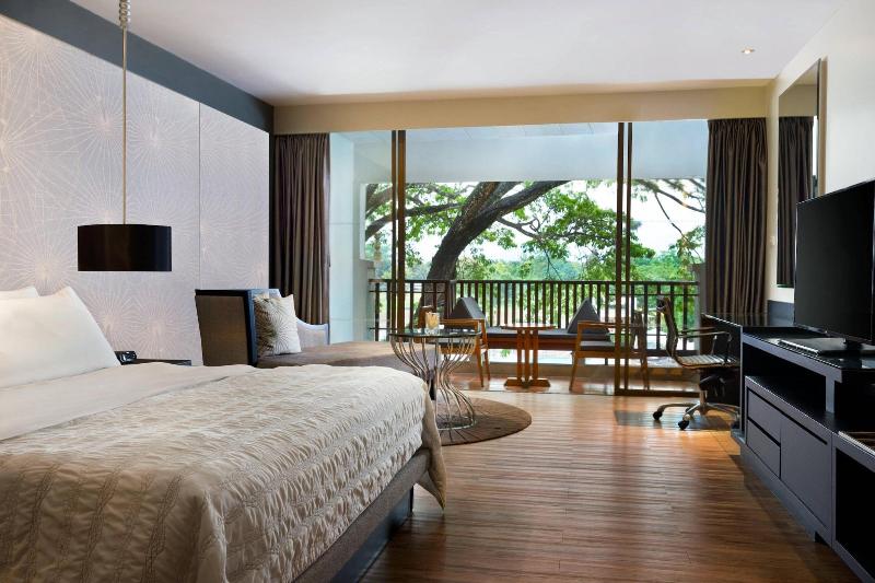 Номер Deluxe Вид на Сад, Le Meridien Chiang Rai Resort, Thailand