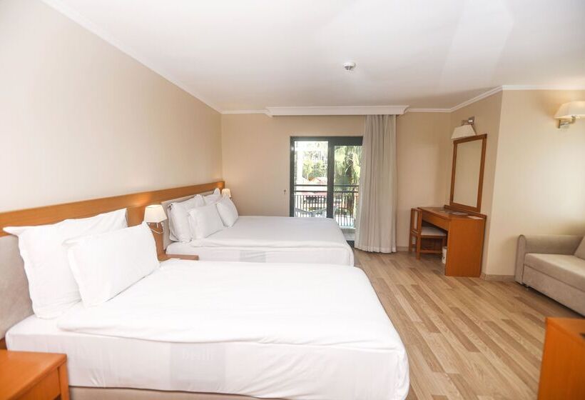 اتاق خانوادگی, Miramare Queen