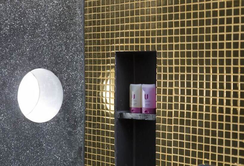 Номер Deluxe, U Chiang Mai