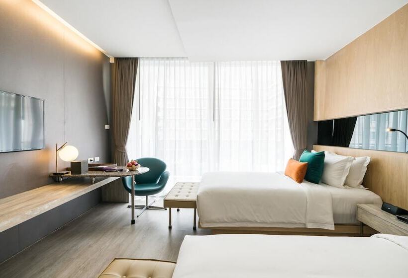 اتاق کلاب, Vista