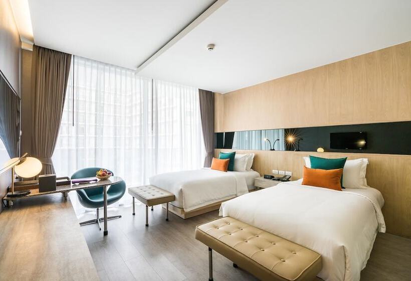 اتاق کلاب, Vista