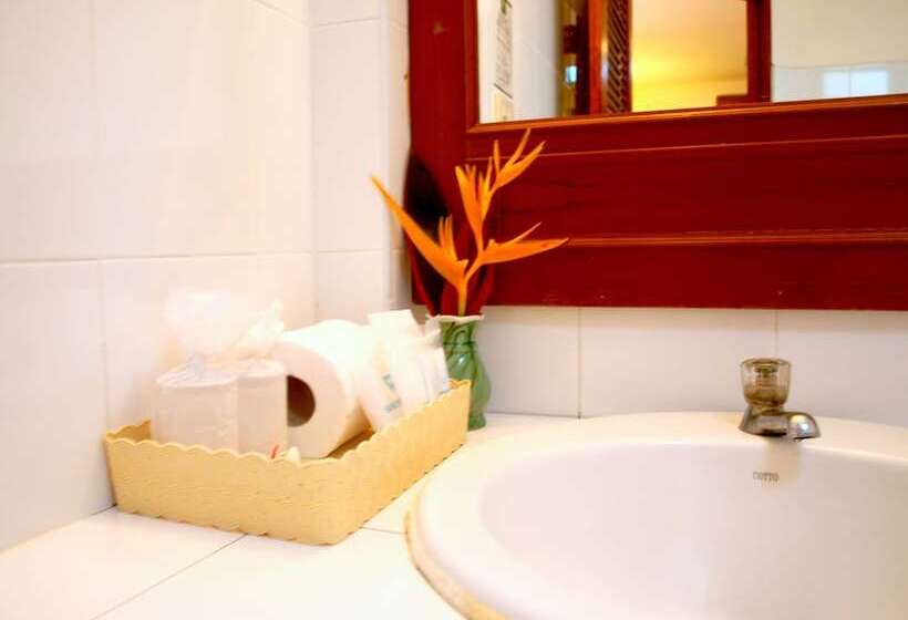 디럭스 룸, Natural Wing Health Spa & Resort
