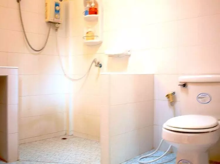 اتاق لوکس, Natural Wing Health Spa & Resort
