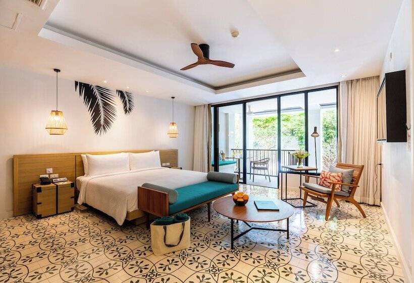 Standard Stúdió Szoba Franciaággyal, Outrigger Surin Beach Resort Sha Extra Plus