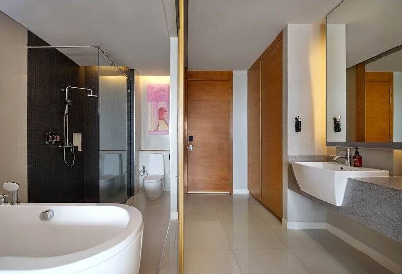 풀장 전망 디럭스 룸, The Kee Resort & Spa