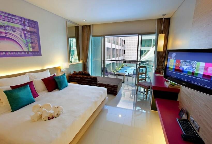 풀장 전망 디럭스 룸, The Kee Resort & Spa