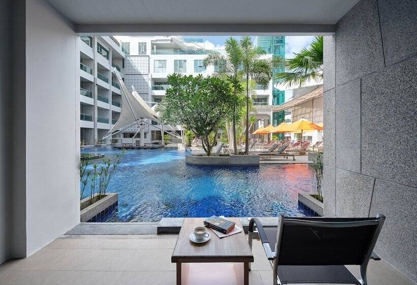 디럭스 룸, The Kee Resort & Spa