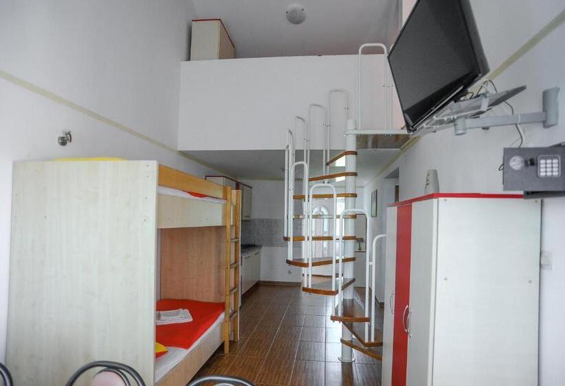 デュプレックス２ベッドルームアパート, Apartmani Vila Caska