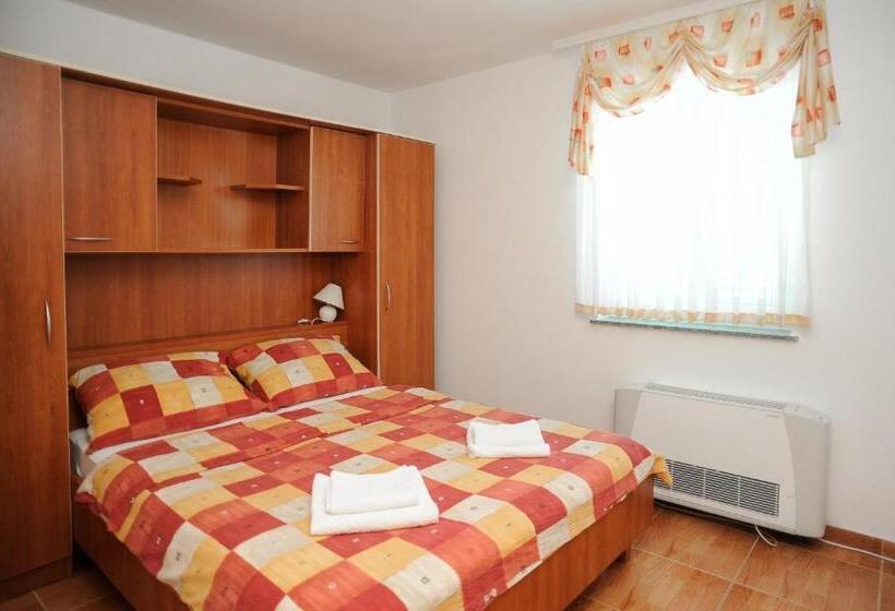 דירת שני חדרים, Apartmani Vila Caska