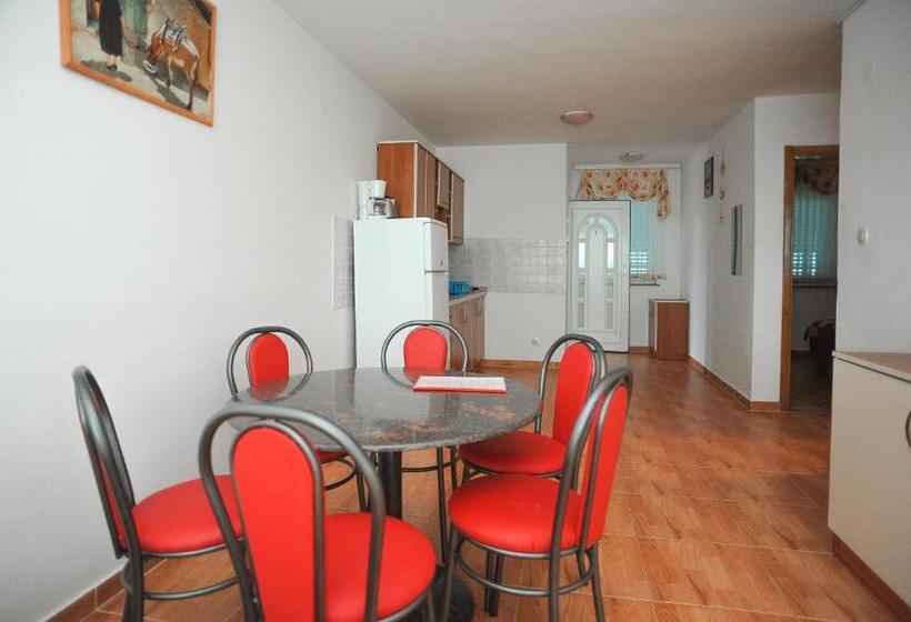 דירת שני חדרים, Apartmani Vila Caska