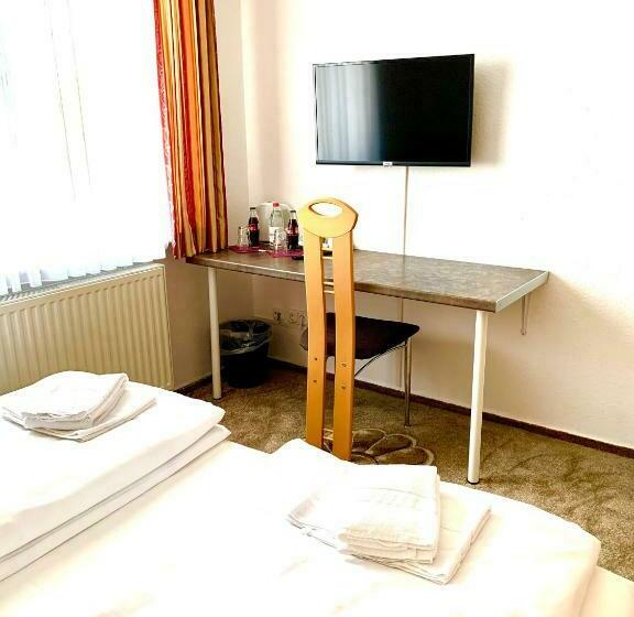 이코노미 룸, Dua