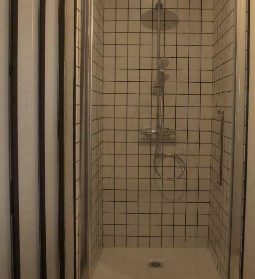 スタンダードルーム, L Hôtel Du Garage Des Cevennes