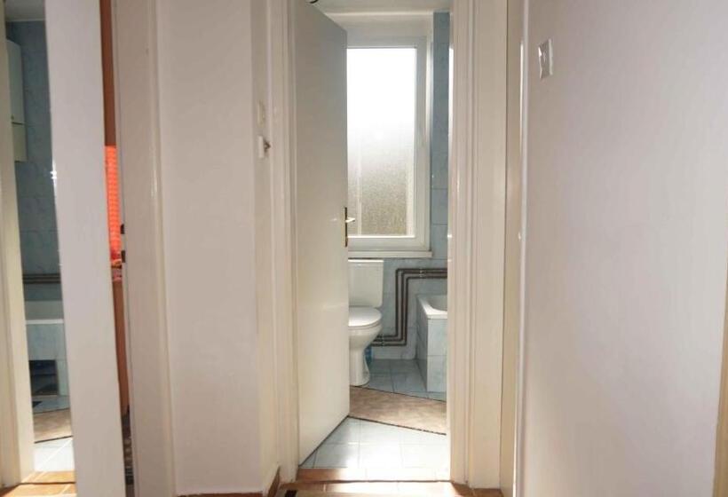 اتاق استاندارد, Honey Rooms