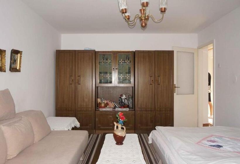 اتاق استاندارد, Honey Rooms