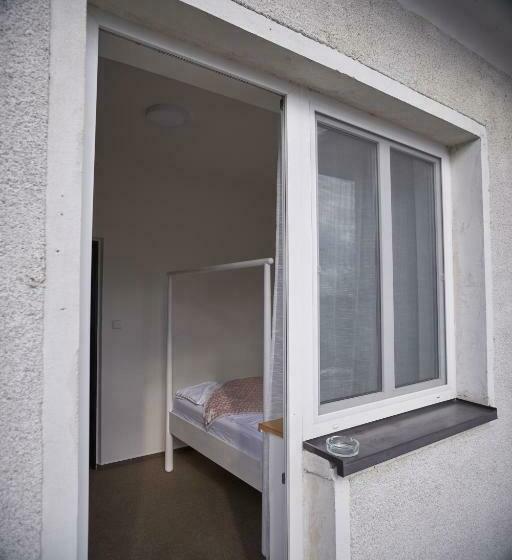 レイクビュークラシックルーム, Penzión Senec