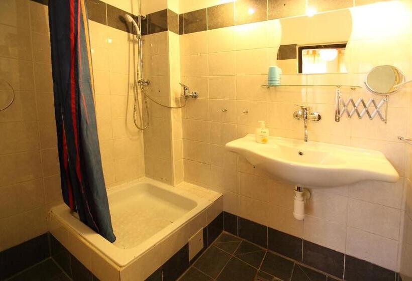 ファミリールーム, Penzión Senec