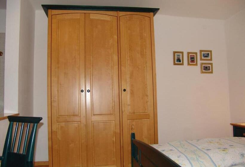 آپارتمان 1 خوابه با بالکن, Pension Haus Christl