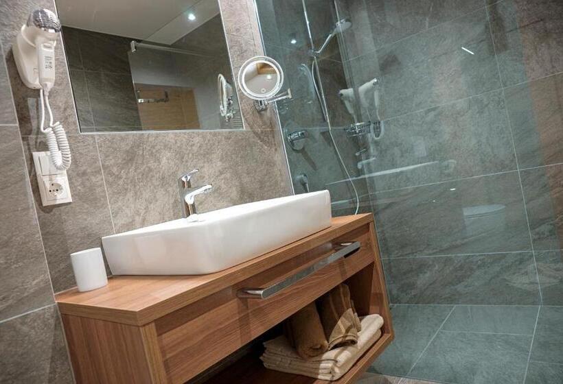 침실 2개 아파트, Residence Lex