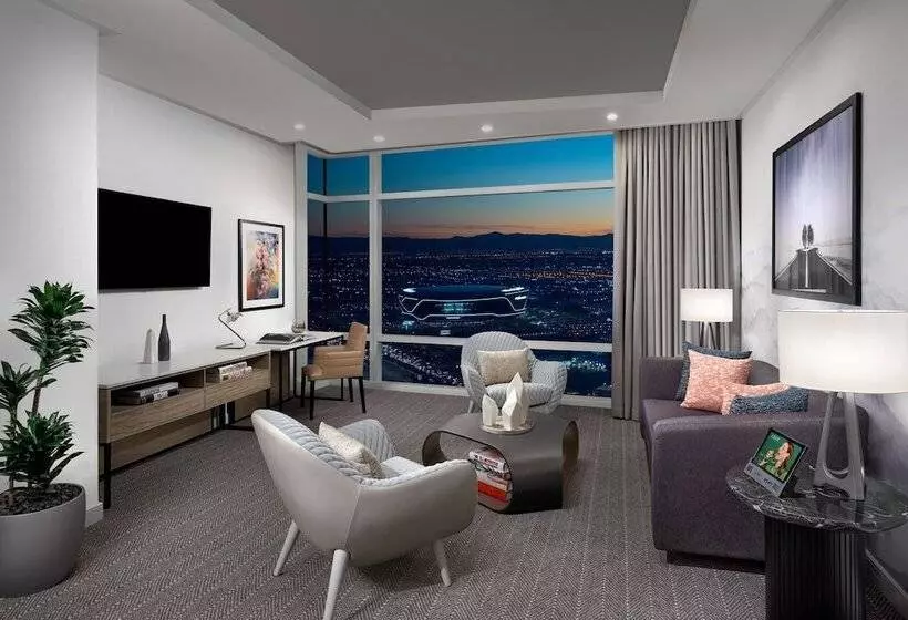 سوییت با چشم‌انداز کوه, Aria Resort & Casino