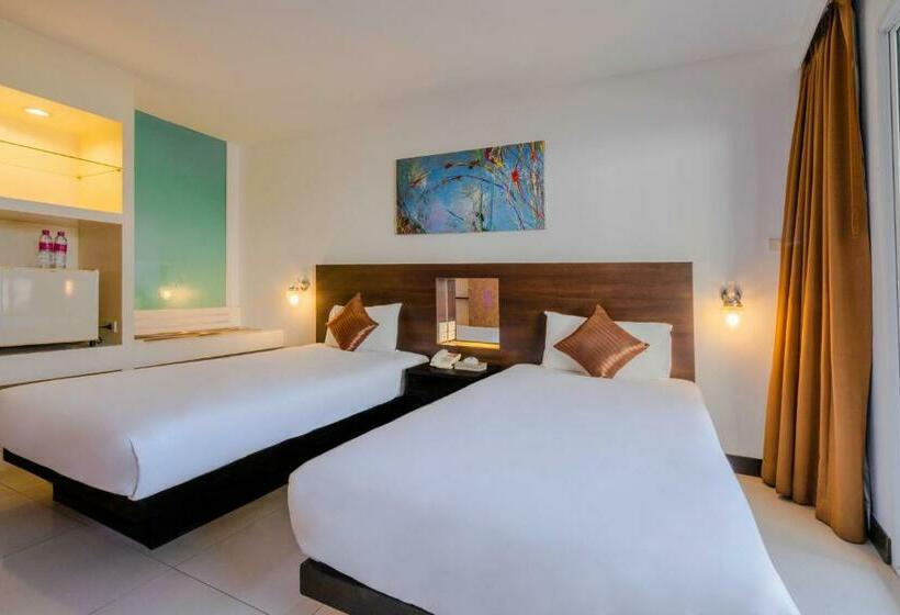 غرفة ديلوكس, Baron Beach