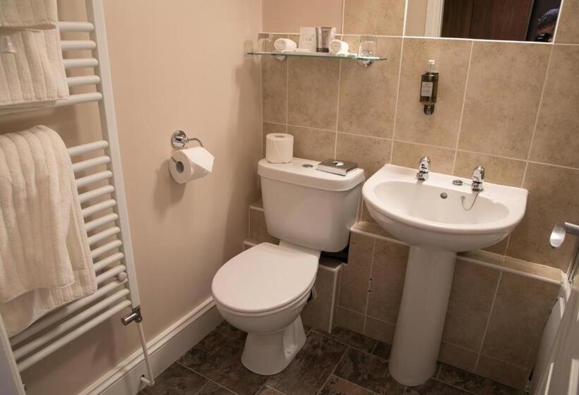 غرفة قياسية مطلة على ملعب الجولف, Best Western Plus Centurion