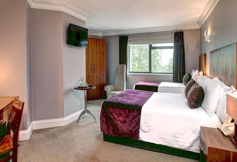 غرفة قياسية مطلة على ملعب الجولف, Best Western Plus Centurion