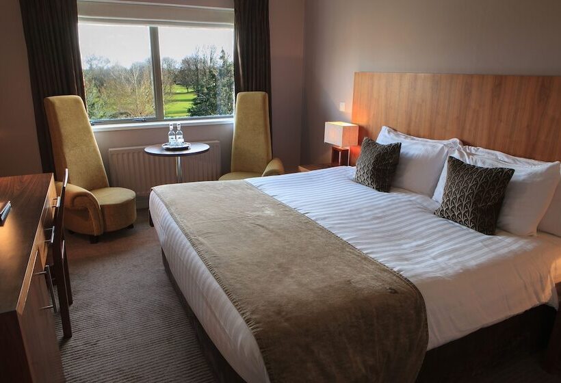 غرفة قياسية سرير مزدوج مطلّة على ملعب الجولف, Best Western Plus Centurion