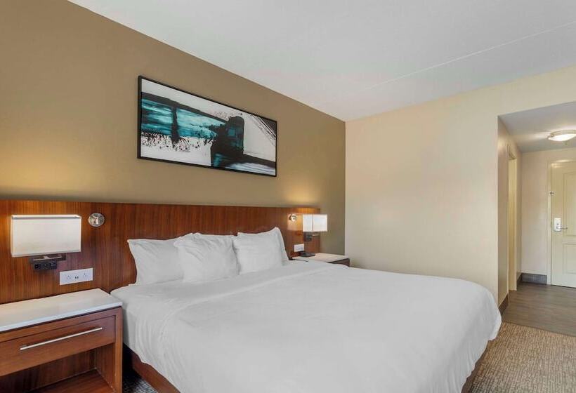 סוויטה, Comfort Suites East