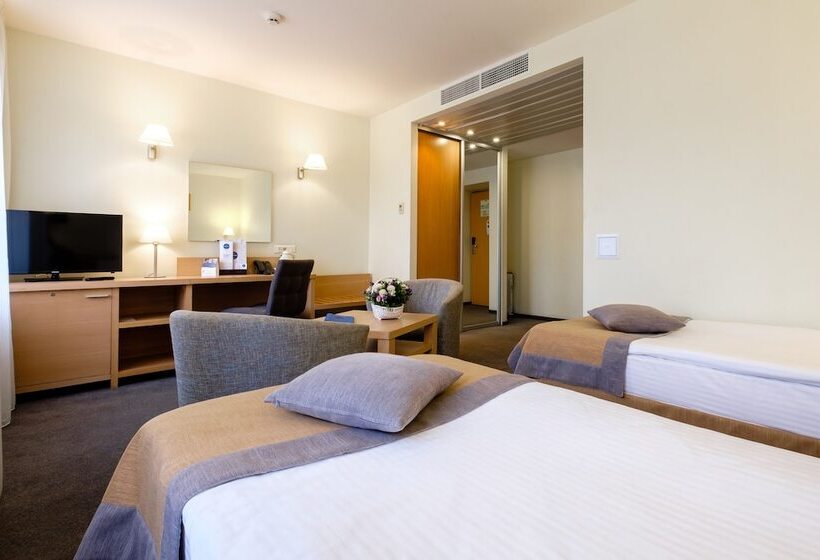 标准间, Grand Avenue By Usta Hotels