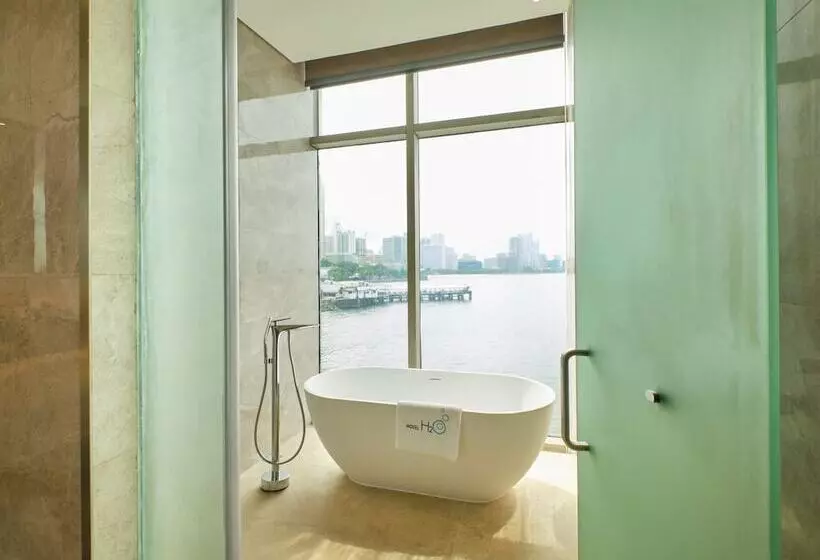 Standard-huone, H2o