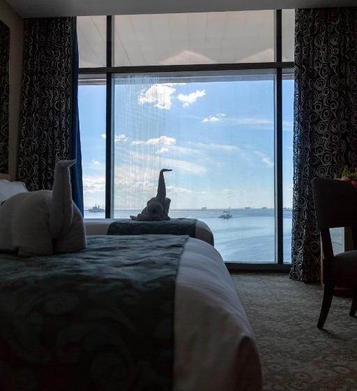 اتاق استاندارد با چشم‌انداز, H2o