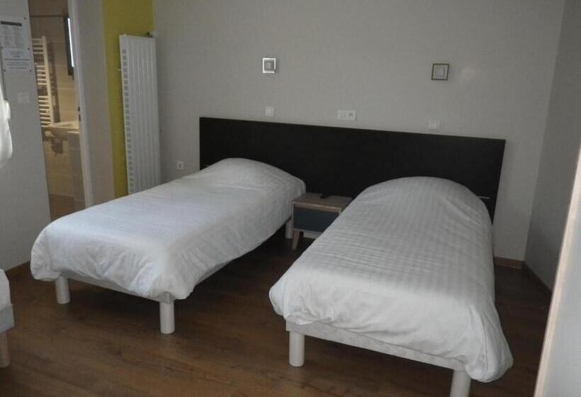 Номер Стандарт Трехместный, Hôtel François 1er