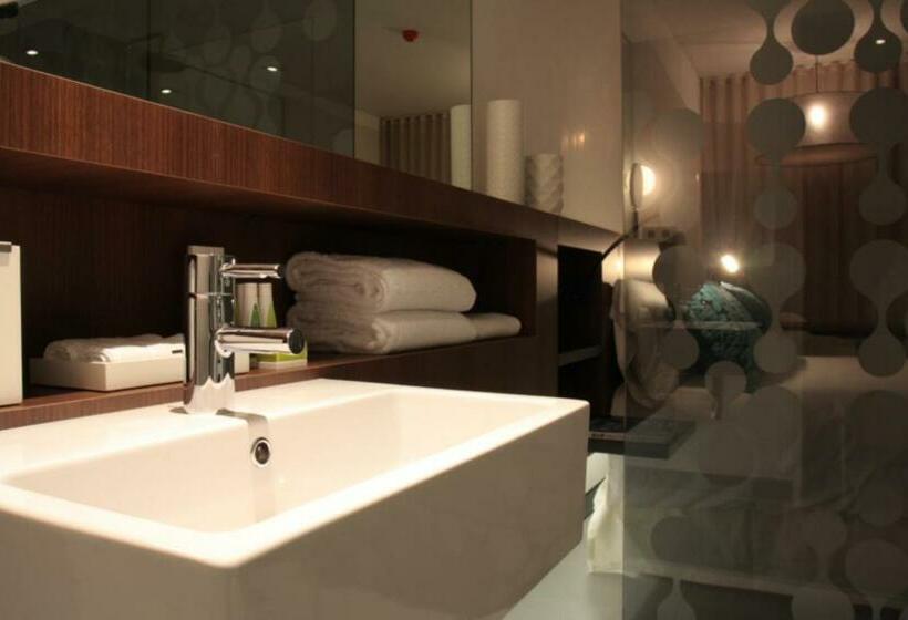 Quarto superior, Inspira Liberdade Boutique