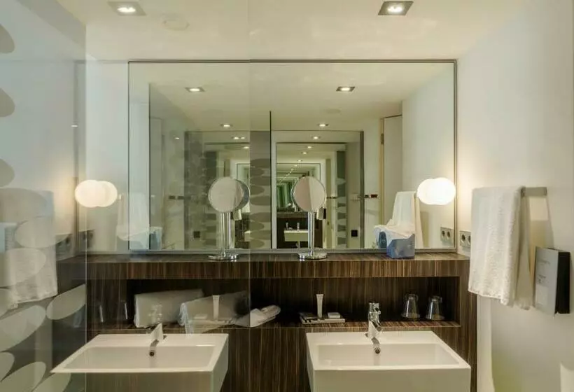 Quarto superior, Inspira Liberdade Boutique