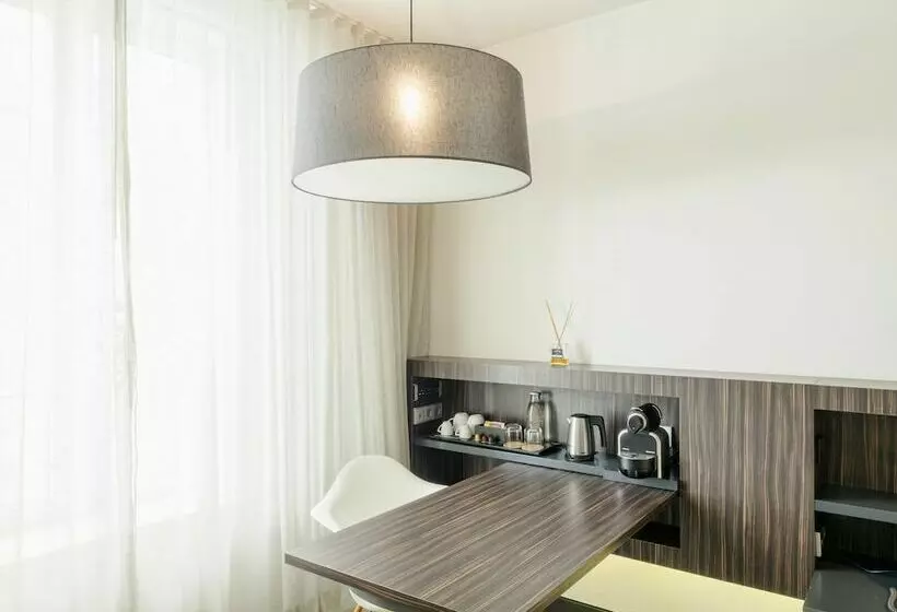 Quarto superior, Inspira Liberdade Boutique