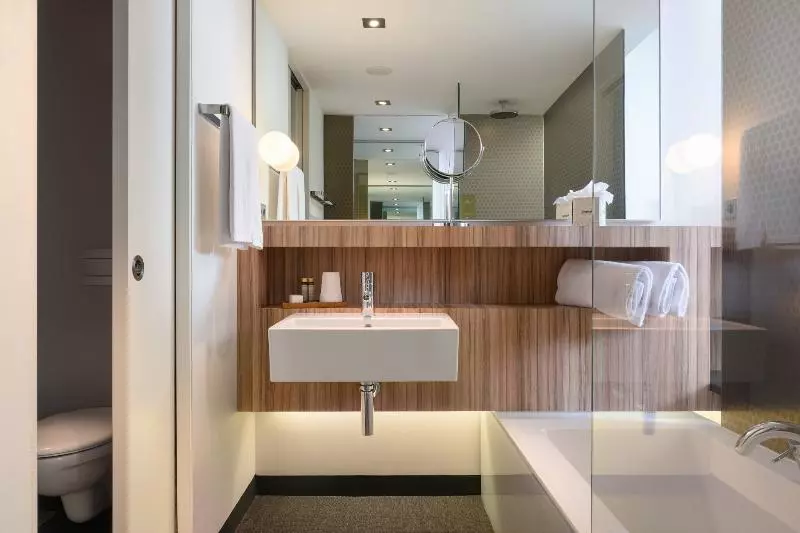 Quarto superior, Inspira Liberdade Boutique