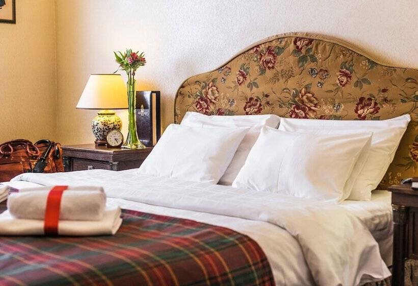 Номер Стандарт Индивидуальный, Lancaster Court