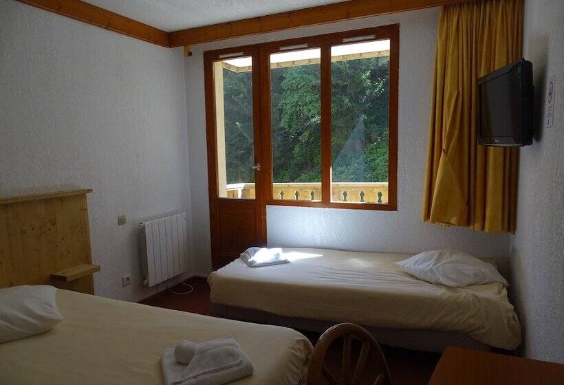 اتاق استاندارد سه نفره, Le Valfrejus