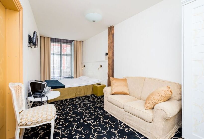 اتاق سوپریور, Meriton Old Town Garden