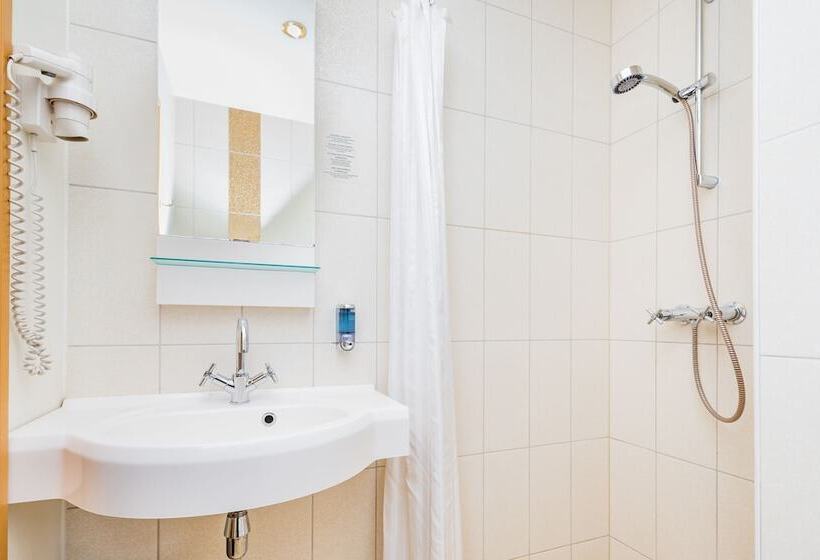 اتاق سوپریور, Meriton Old Town Garden