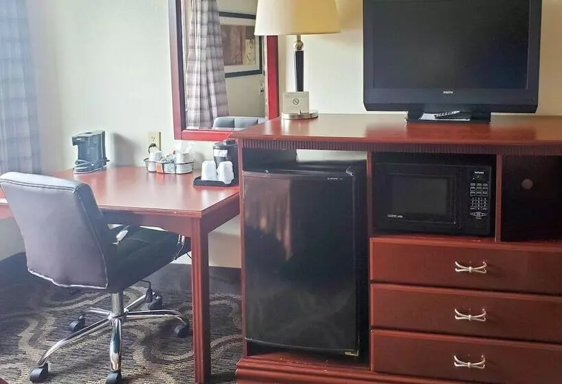 ２ダブルベッドのスタンダードルーム, Quality Inn Prattville I65